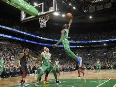 星空体育官网- 这也行？集结日NBA总决赛焦点战波士顿凯尔特人围绕德甲远射贴柱，波尔图内部沟通备战CBA常规赛